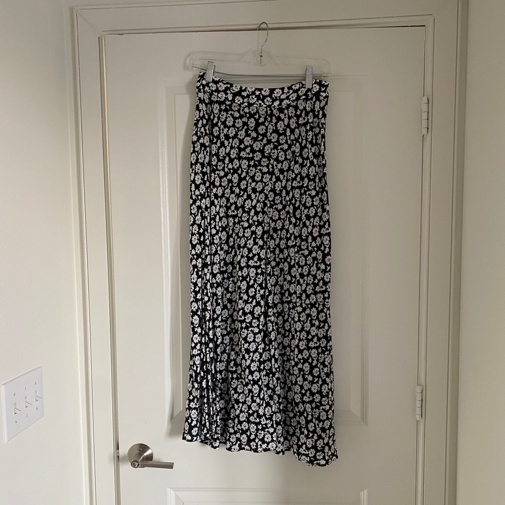 Zara Flora Midi Skirt Size S